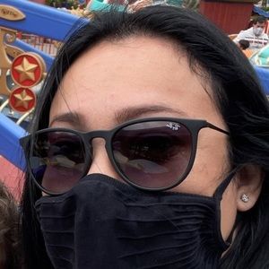 Meet your Posher, Daisy